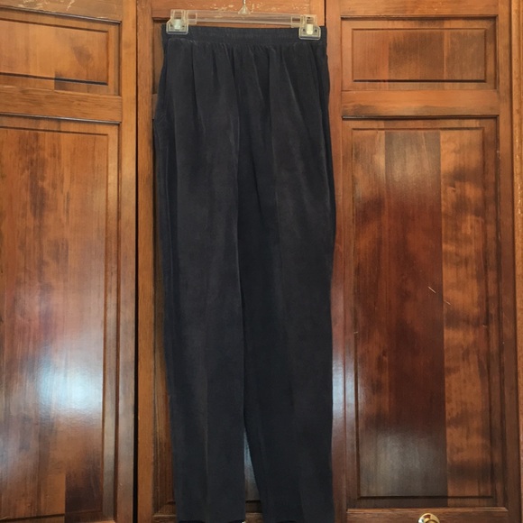 Cache three piece tracksuit. - Picture 5 of 8